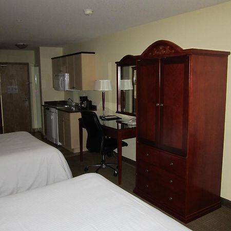 Tumbler Ridge Trend Mountain Hotel & Conference Centre מראה חיצוני תמונה